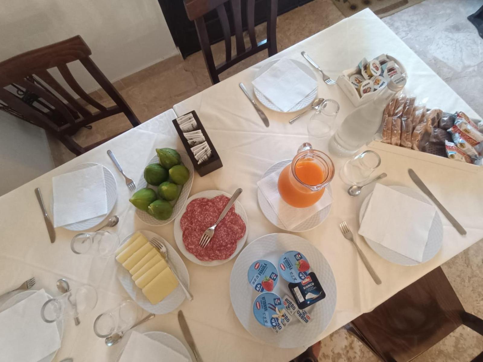 Dal Canonico Mola di Bari Bagian luar foto