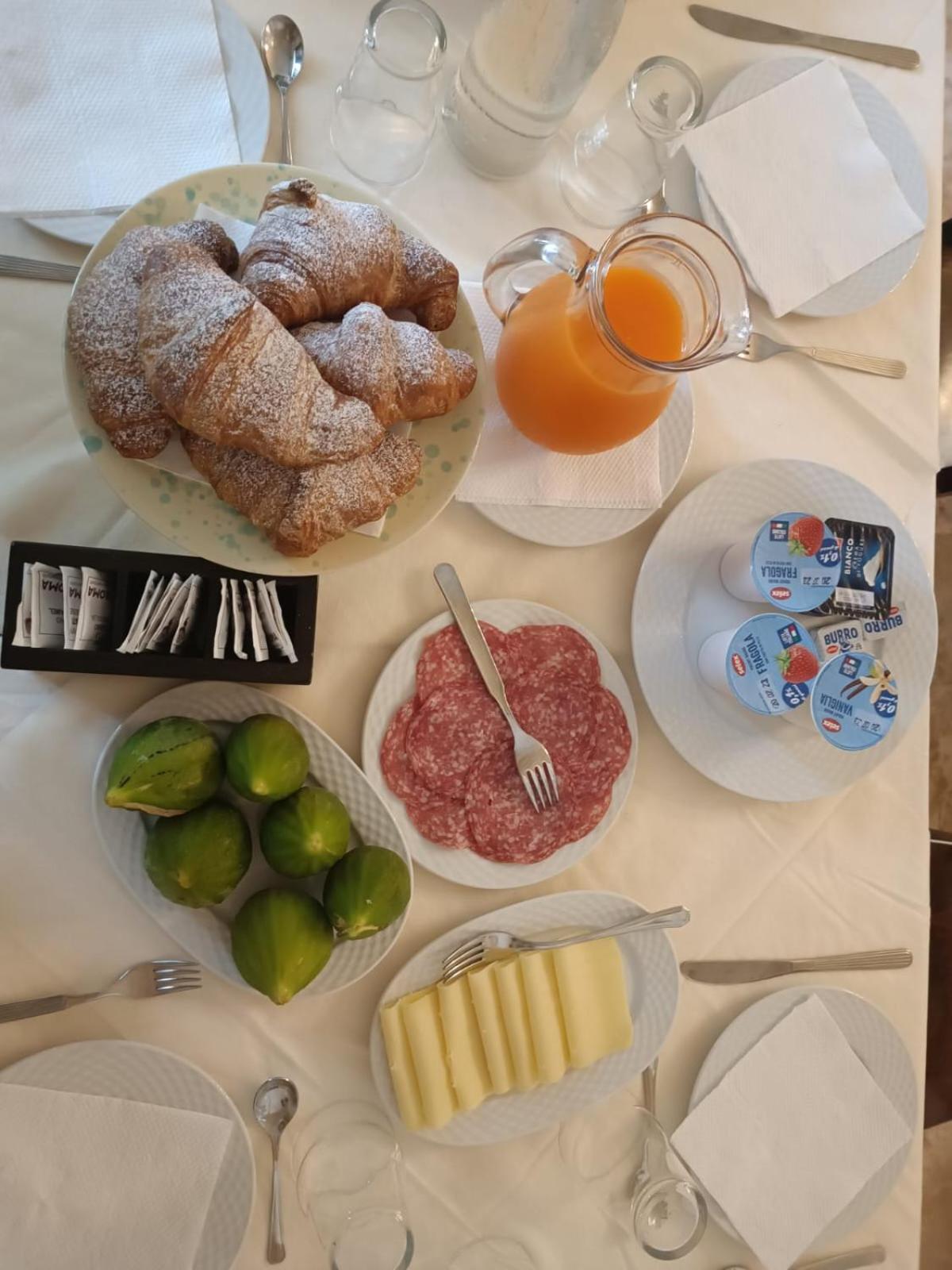Dal Canonico Mola di Bari Bagian luar foto